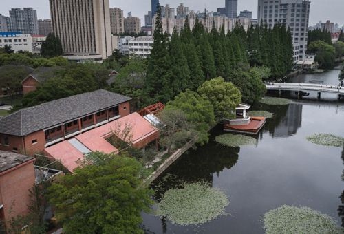 华东师范大学丽娃河畔化雨书斋改造,上海/建筑