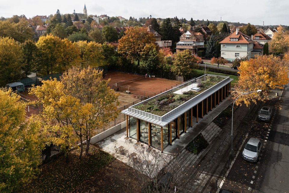 布拉格Beseda Ořechovka网球俱乐部,捷克 / Pavel Hnilička Architects+Planners