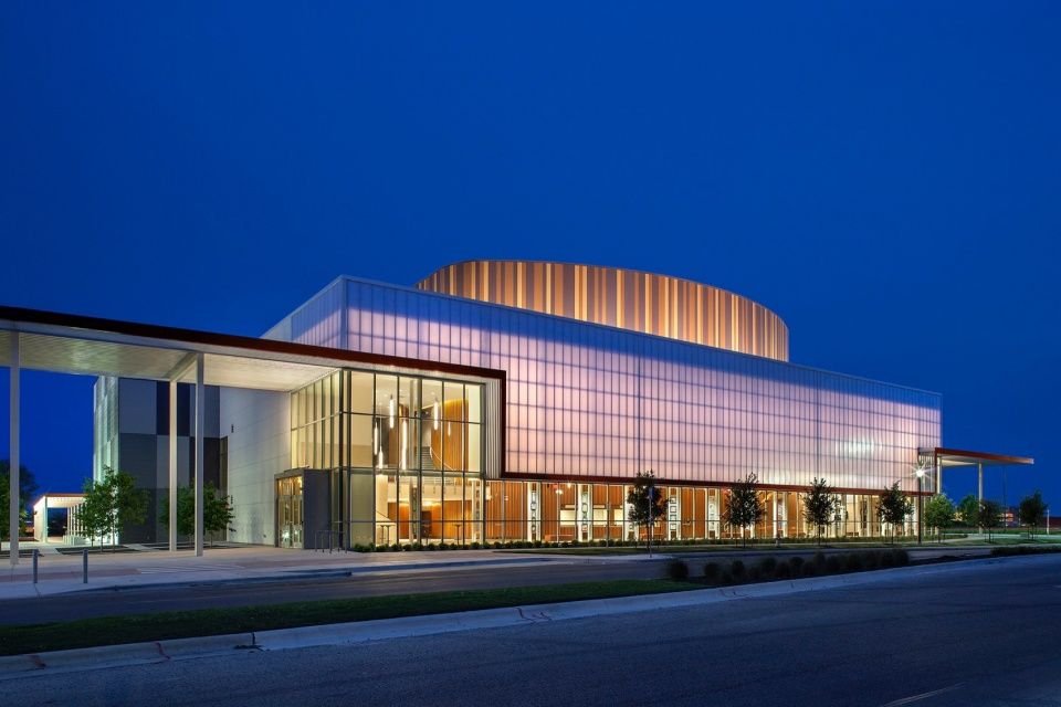 AISD表演艺术中心,奥斯汀 / Pfluger Associates Architects