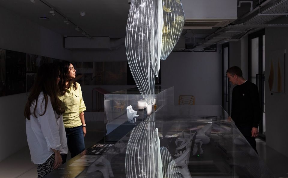 “形式塑造功能”家具设计展,伦敦 / Zaha Hadid Architects