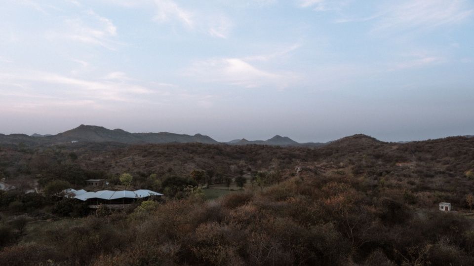 Gaushala牛舍，印度 / Studio Saar