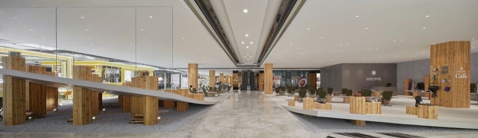 Snow Peak苏州美罗百货新区店 / KiKi建筑设计事务所