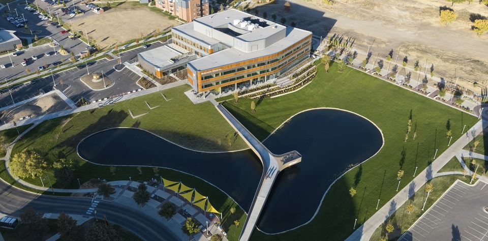 威奇托州立大学巴顿商学院–伍尔西楼,美国 / Gensler