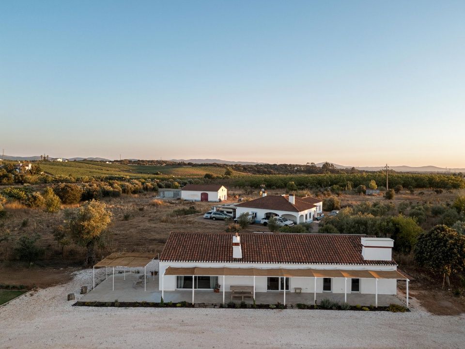 MONTE DO DIVOR住宅,葡萄牙 / Vasco Burnay Arquitectura