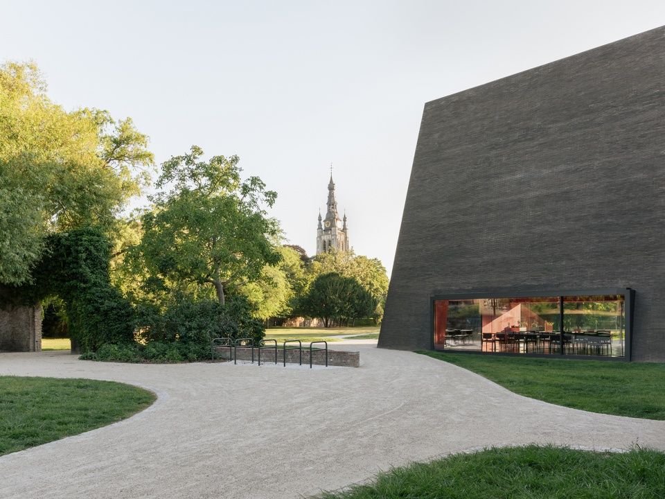 Abby Kortrijk艺术中心,比利时 / Barozzi Veiga + Tab Architects