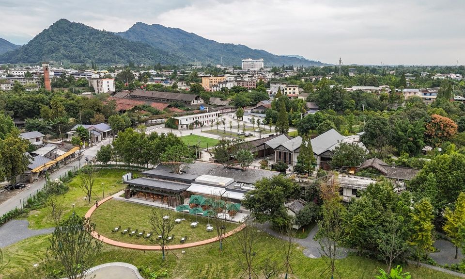 棚朋儿餐厅,四川 / UN-GROUP未集建筑
