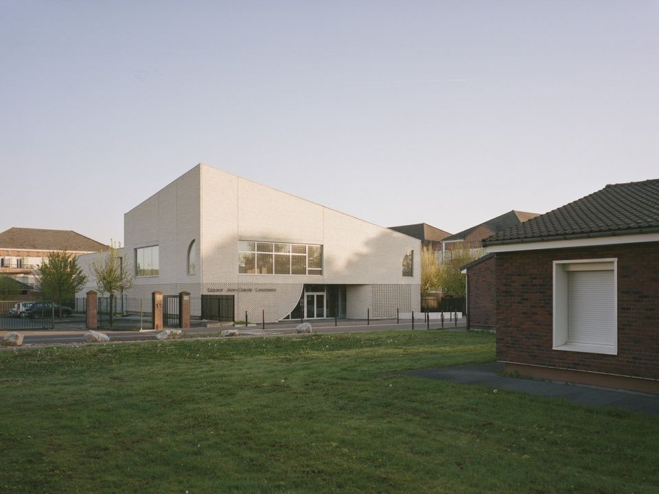 让-克洛德·卡萨德絮音乐与舞蹈学校,加拿大 / ateliers O-S architectes