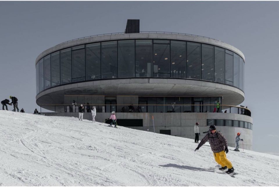 Plato餐厅,俄罗斯 / Kleinewelt Architekten