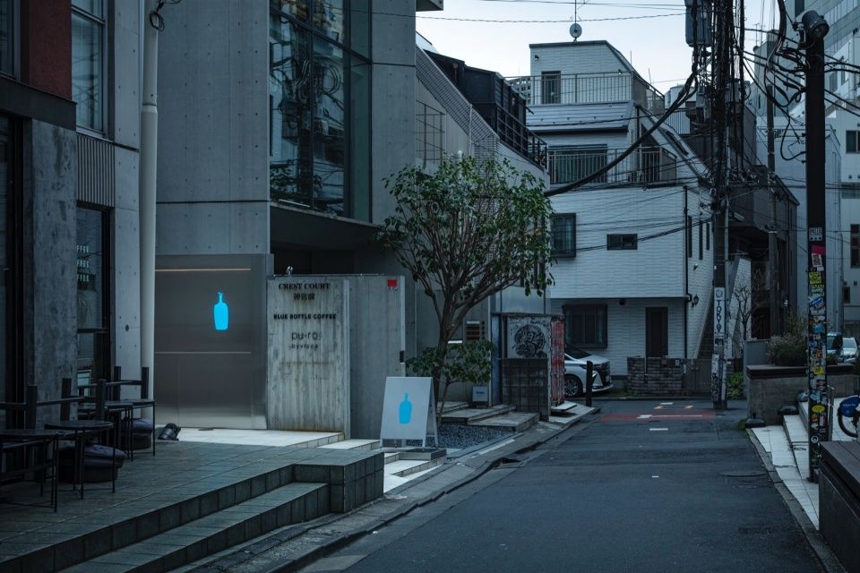 BLUE BOTTLE COFFEE 原宿店,东京 / TEKI DESIGN