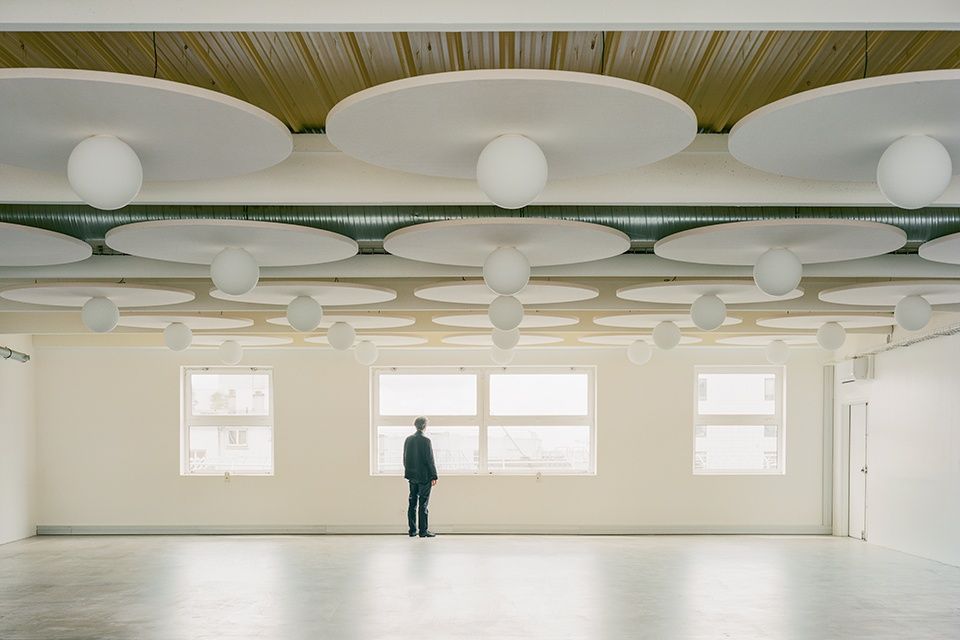 蒙特勒伊办公楼层改造，法国 / Champenois Architectes