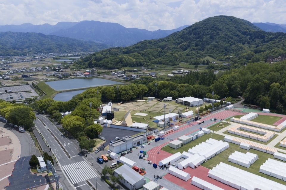 第76届全国植树祭仪式亭,日本 / 矢野青山建筑设计事务所