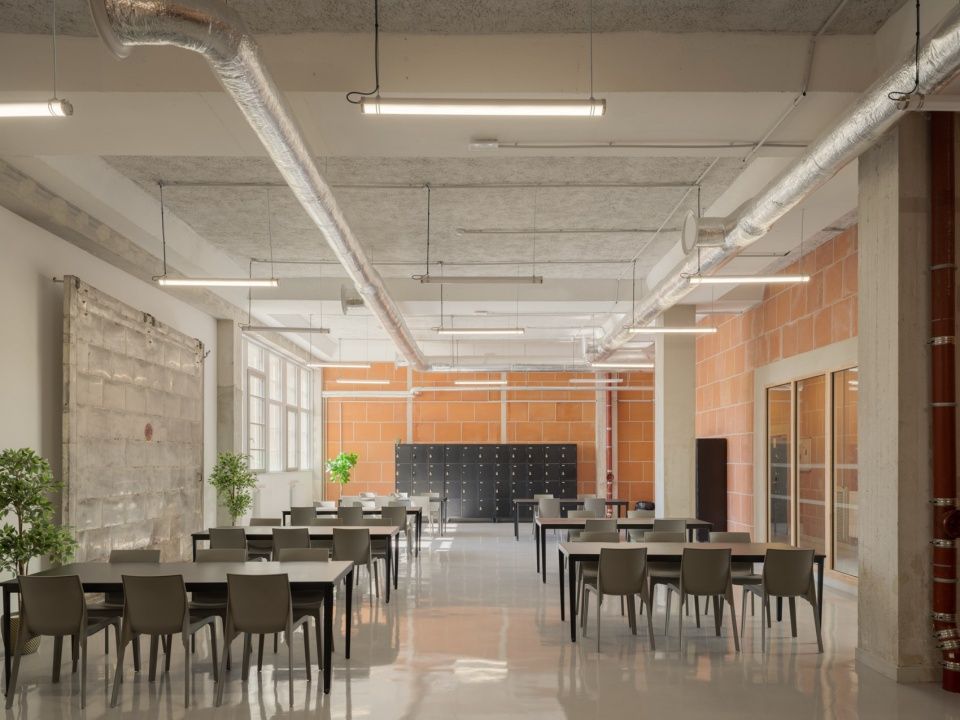紧急住宿中心，法国 / FBAA, François Brugel Associates + Atelier RITA