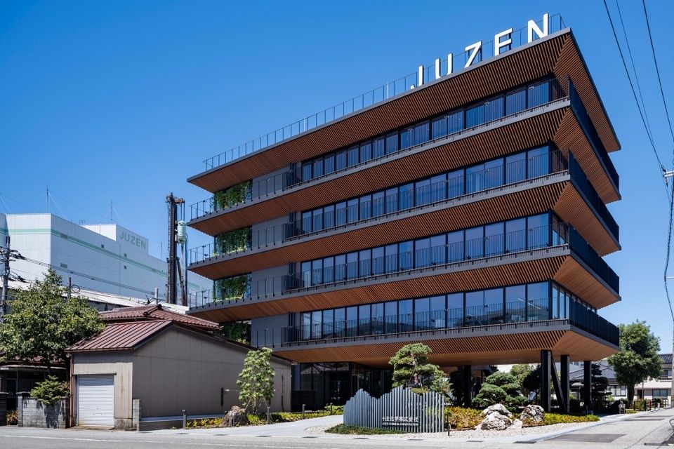 十全化学株式会社总部大楼，日本 / KEY OPERATION INC. / ARCHITECTS