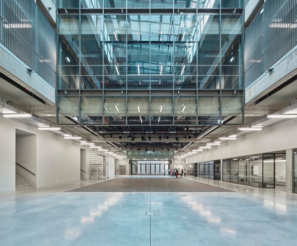 UMPRUM艺术、建筑与设计学院，捷克 / Projektový ateliér UMPRUM