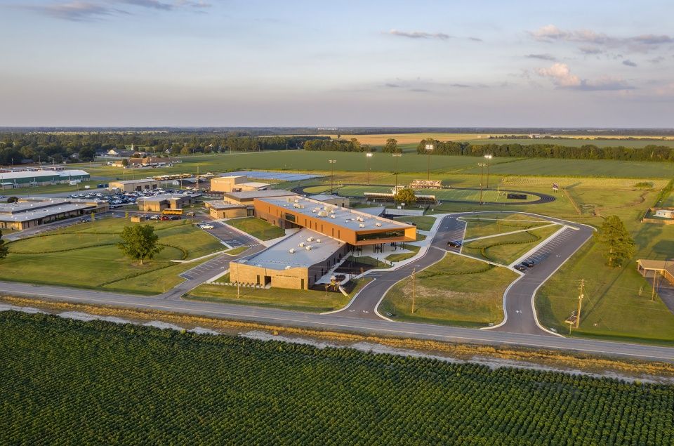 英格兰小学，美国 / modus studio