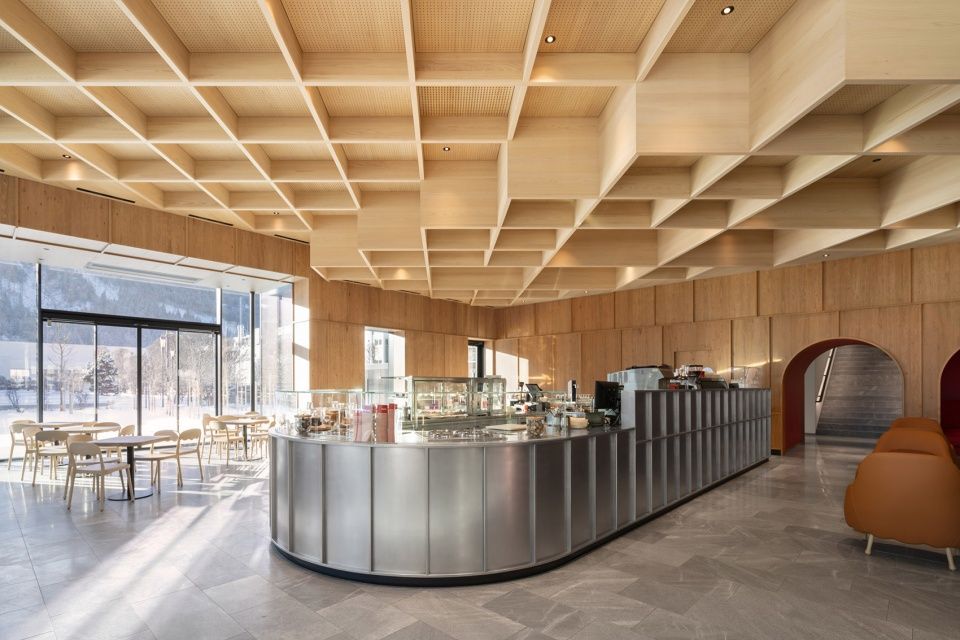 Loacker Galaxy莱家威化旗舰店，奥地利 / MoDusArchitects