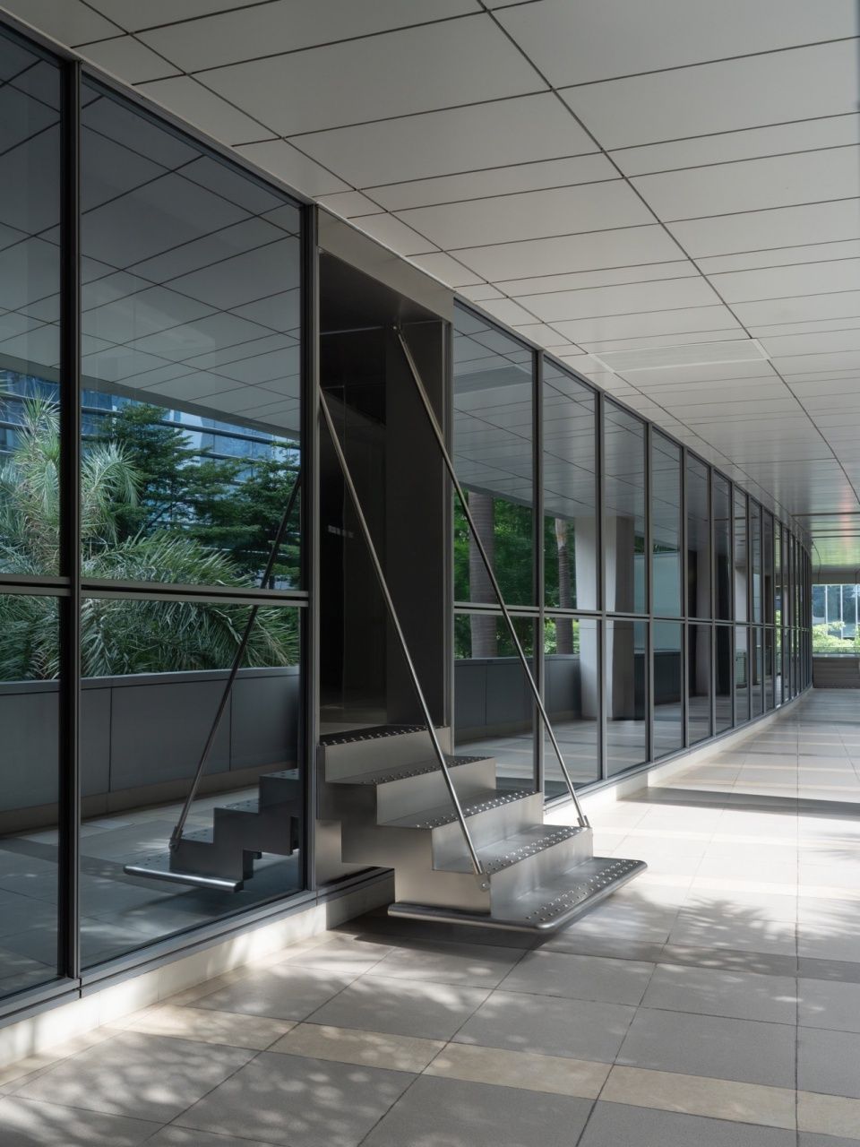 LAKE RIPPLE咖啡及艺术空间，深圳 / Atelier 2M2
