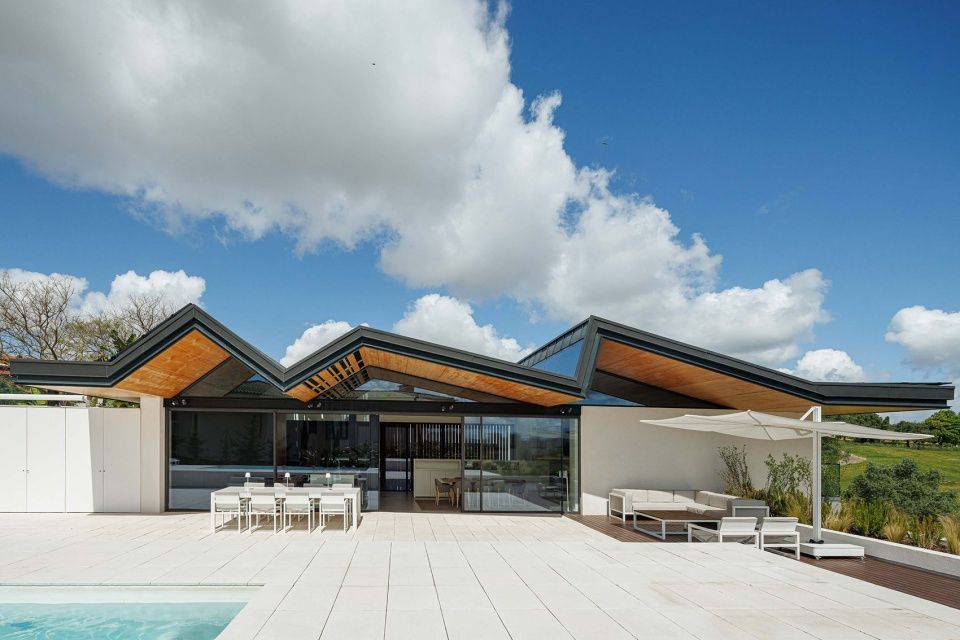 里斯本Alcoutins住宅，葡萄牙 / Paulo Martins Arquitectura e Design