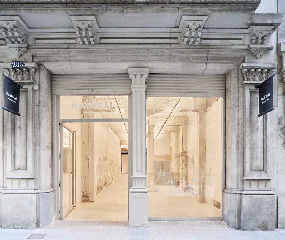 巴塞罗那Mayoral画廊，西班牙 / Jorge Vidal Studio