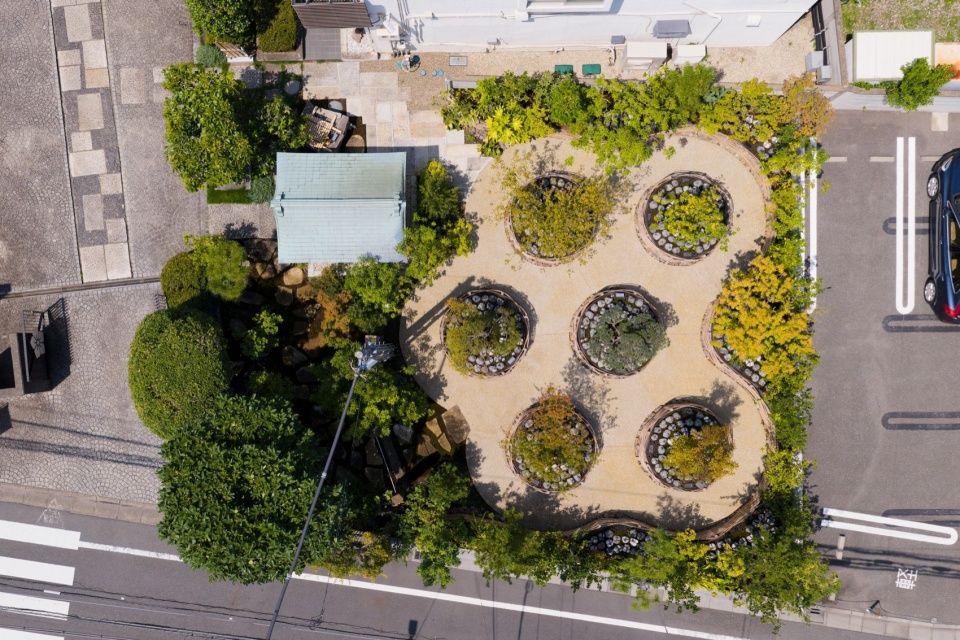 正福寺墓园Sōbon，日本 / Love Architecture