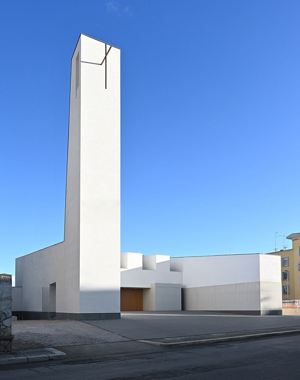 圣吉罗拉莫堂区教堂，意大利 / nettiarchitetti
