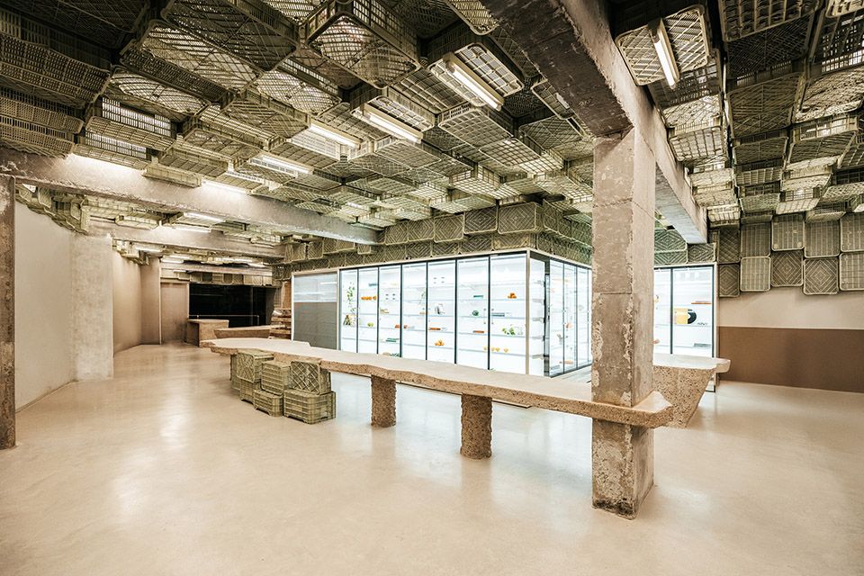 塑料盒-Akelarre 超市，西班牙 / Minimal Studio
