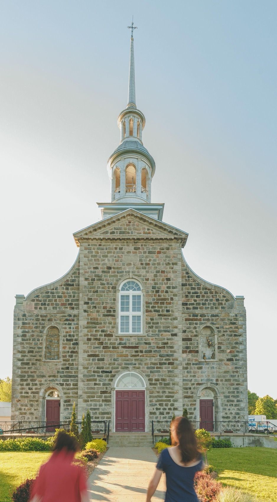 圣诺贝尔的《SOLEILS》，加拿大 / Étienne Paquette + the Municipality of Saint-Norbert