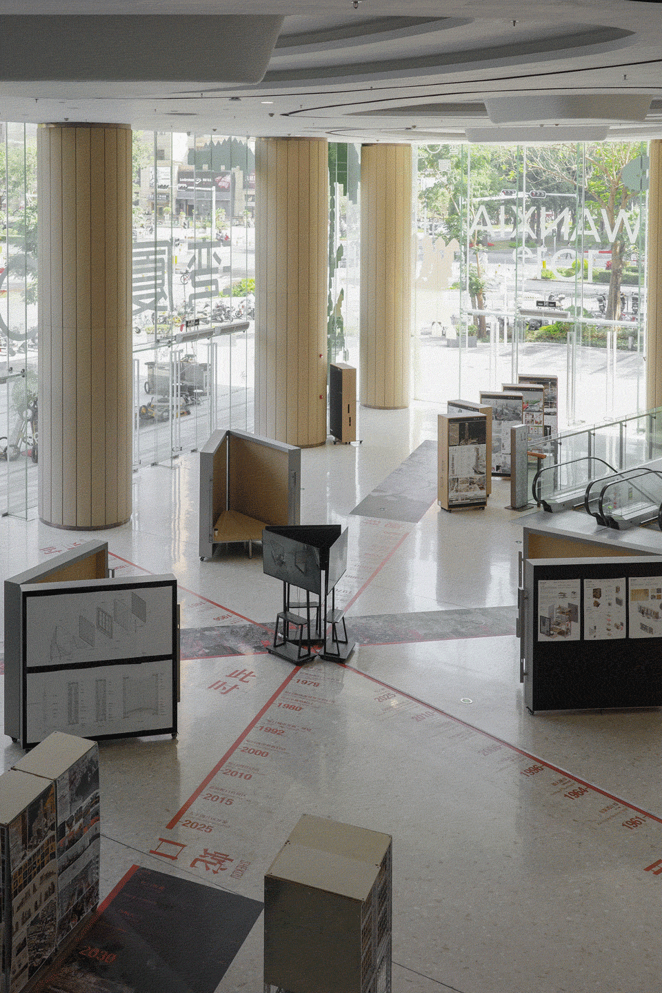 游牧家具展，深圳 / 局内设计 + 东西影 + 墨照 + 厚建筑 + 复设计