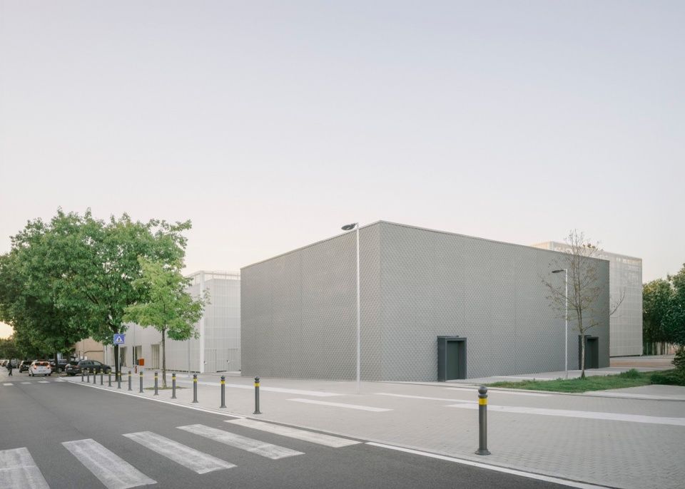PAN – Enrico Panzacchi学校，意大利 / Areaprogetti + Archisbang
