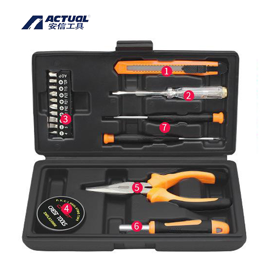 18合一小型家用工具套装