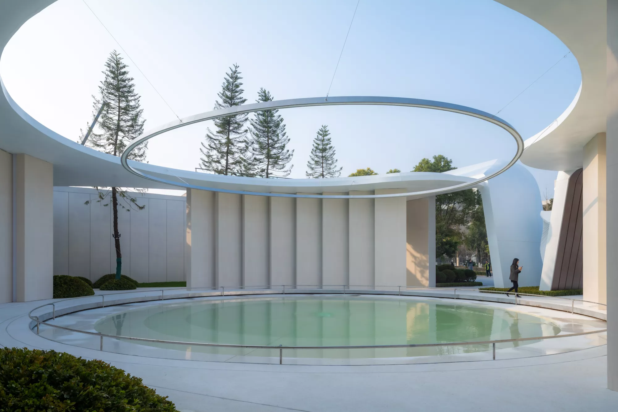 重庆融创林与麓 景观设计 /  纬图景观