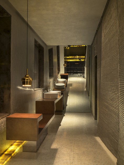 012-Fly Lounge by Jin Design Studio