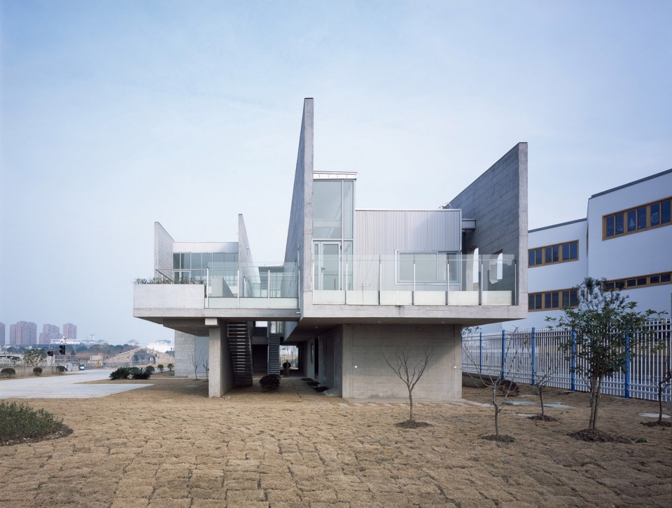032-Control House for the Pump Sluice Station on Nangupu River By Atelier Z+