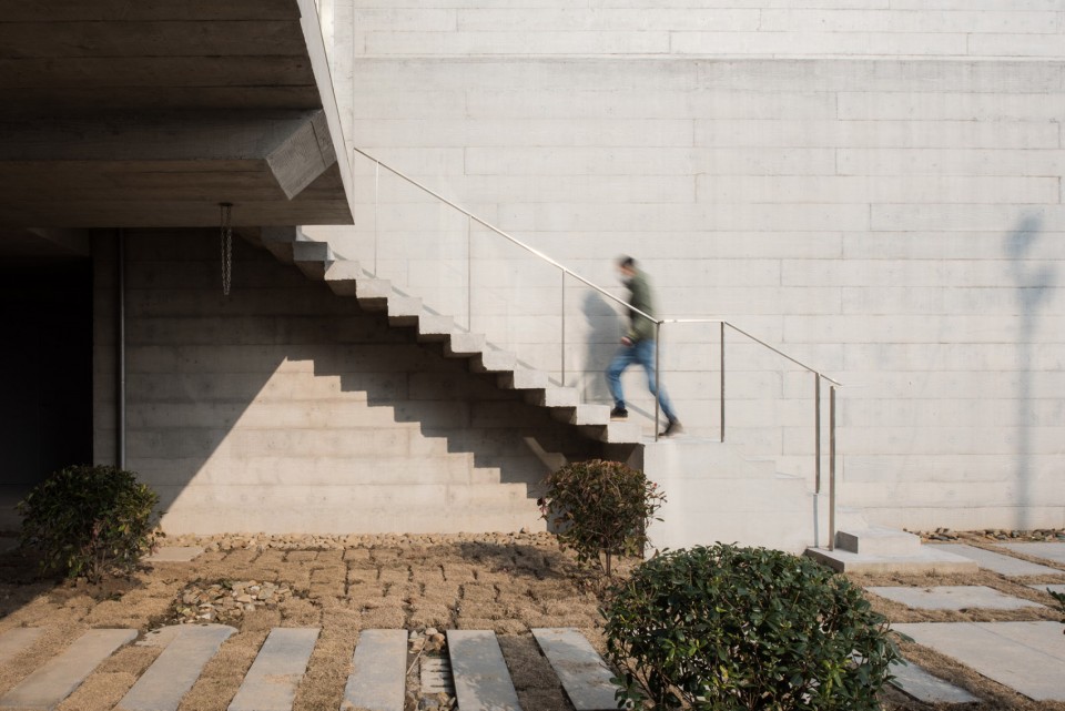 035-Control House for the Pump Sluice Station on Nangupu River By Atelier Z+