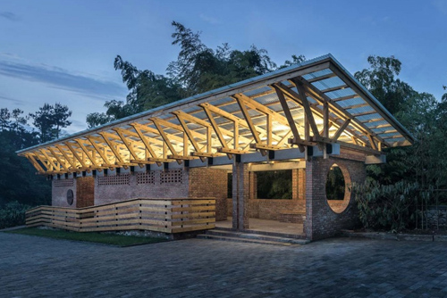 霍山太阳乡船舱村公厕设计，安徽 / 建筑