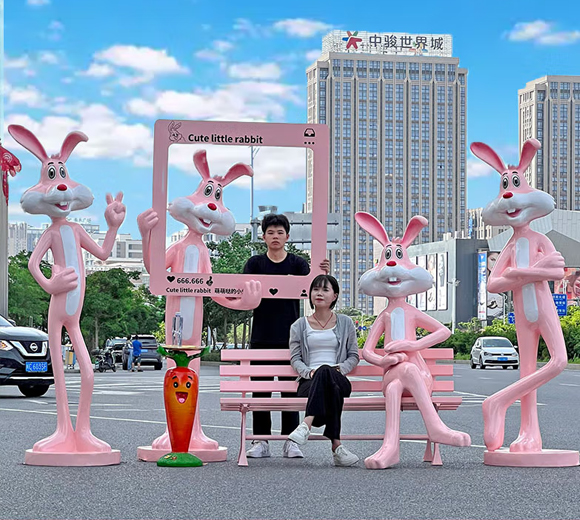 卡通兔雕塑网红打卡装饰品仿真动物商场幼儿园美陈兔子落地大摆件 粉色组合3
