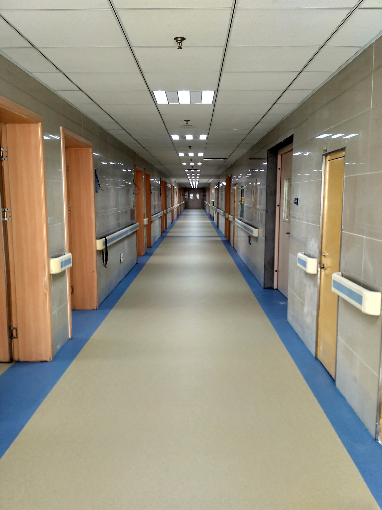 环氧彩砂浮砂地坪