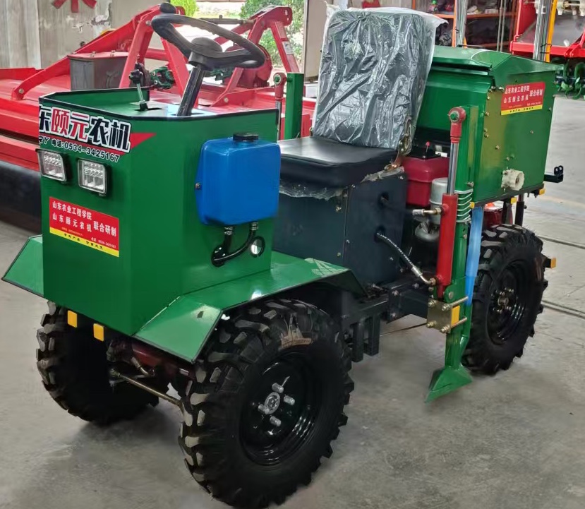 四轮中耕追肥机