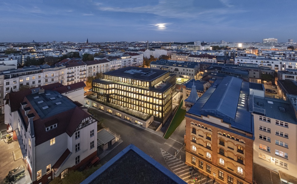 SAB办公楼，柏林 / TCHOBAN VOSS Architekten