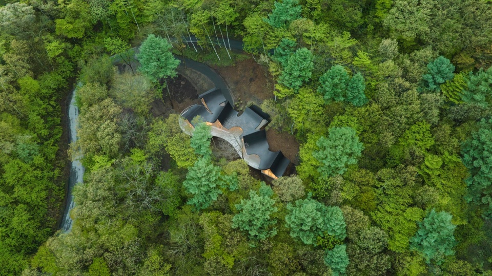 手牵手之家,日本 / nendo