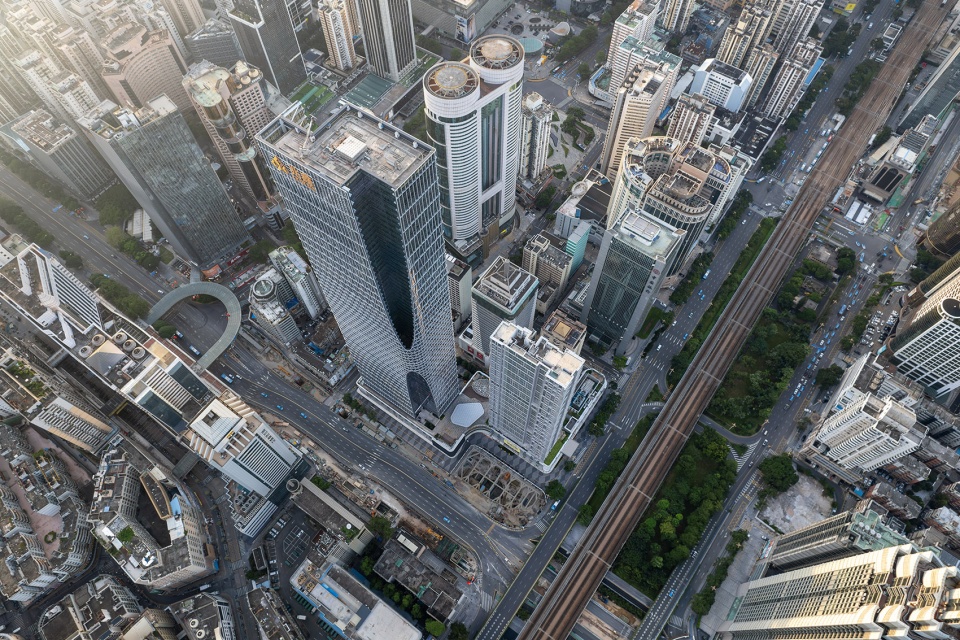 深圳兆鑫汇金广场 / Studio Fuksas