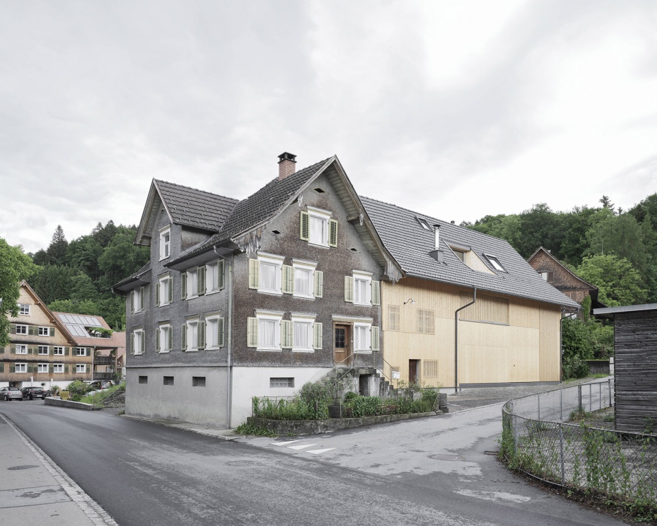 旧谷仓改造的住宅，奥地利 / MWArchitekten