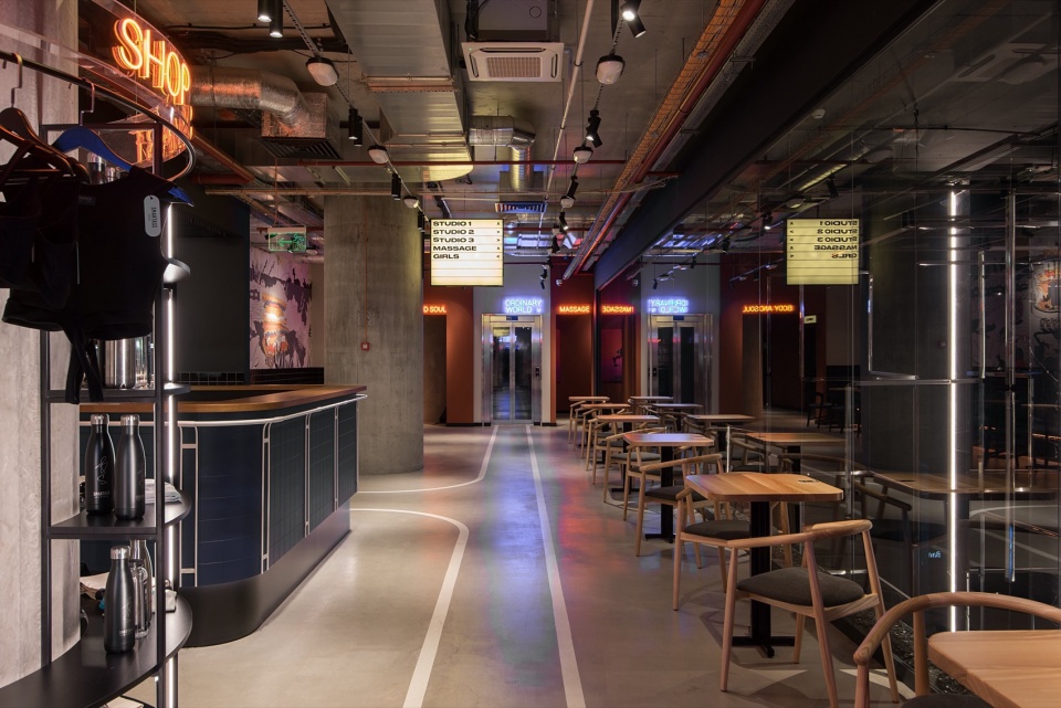 Smartass Gym & Soul健身俱乐部，乌克兰 / Smart Design Studio