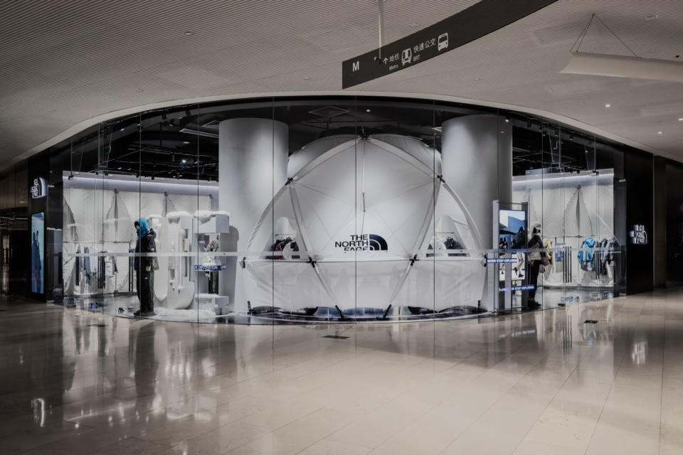 THE NORTH FACE -URBAN EXPLORATION (亚太地区店铺设计) ，广州 / 小大建築設計事務所