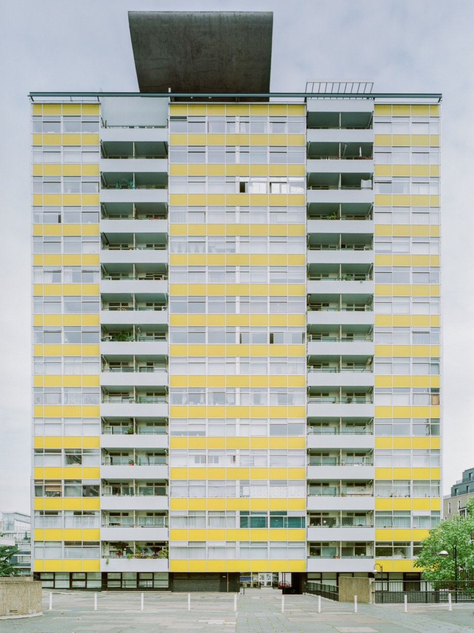 伦敦新月公寓 / TYPE