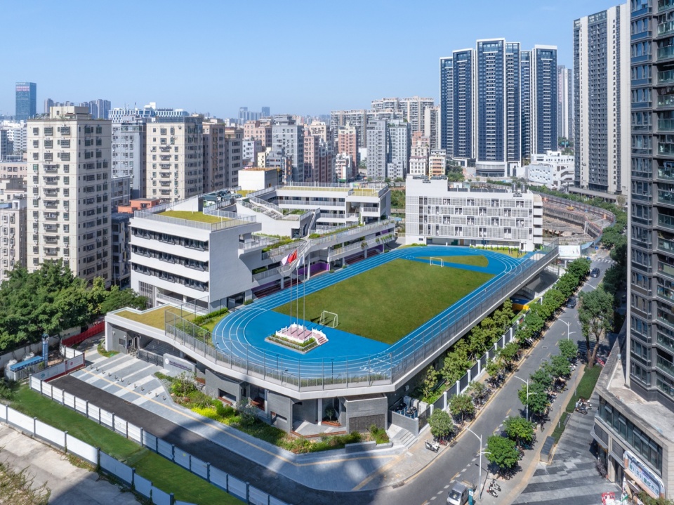 深圳市龙华高级中学教育集团民治校区 / 深圳大学建筑设计研究院·元本体工作室