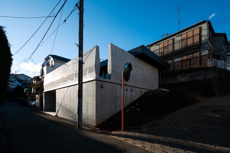 多摩的住宅，日本 / Cheng Hao Chung Architect