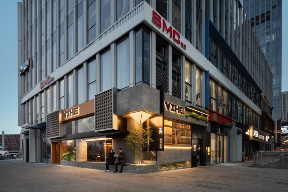 一合融合轻食餐厅，山西太原 / 斑斓空间设计