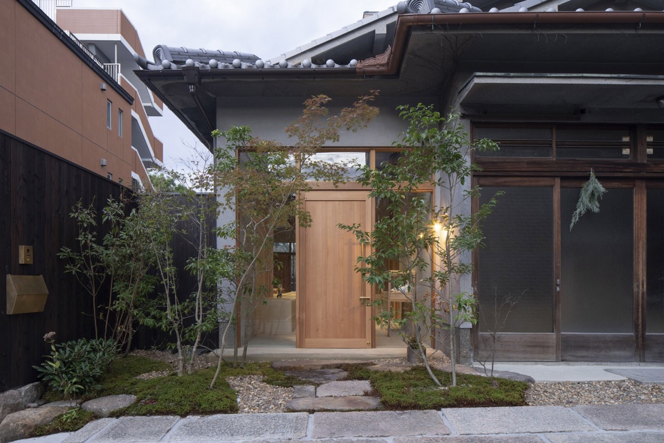 Yasukawa美发沙龙，京都 / Koyori Architects