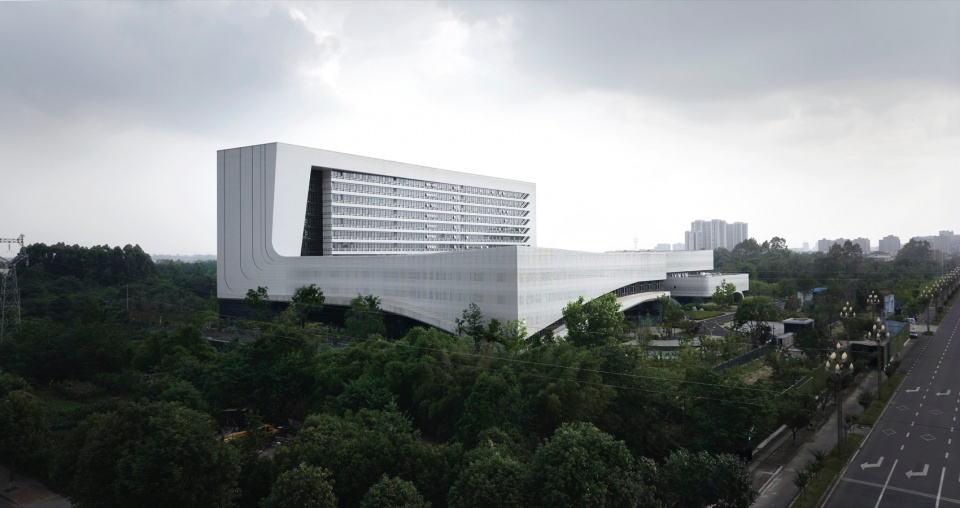 邛崃市中医医院，四川 / 天津大学设计总院·顾志宏工作室